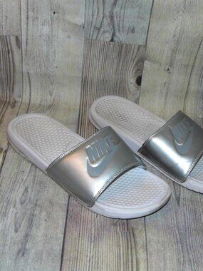 NIKE Benassi JDI Silver Slide Sandals Womens Size 11